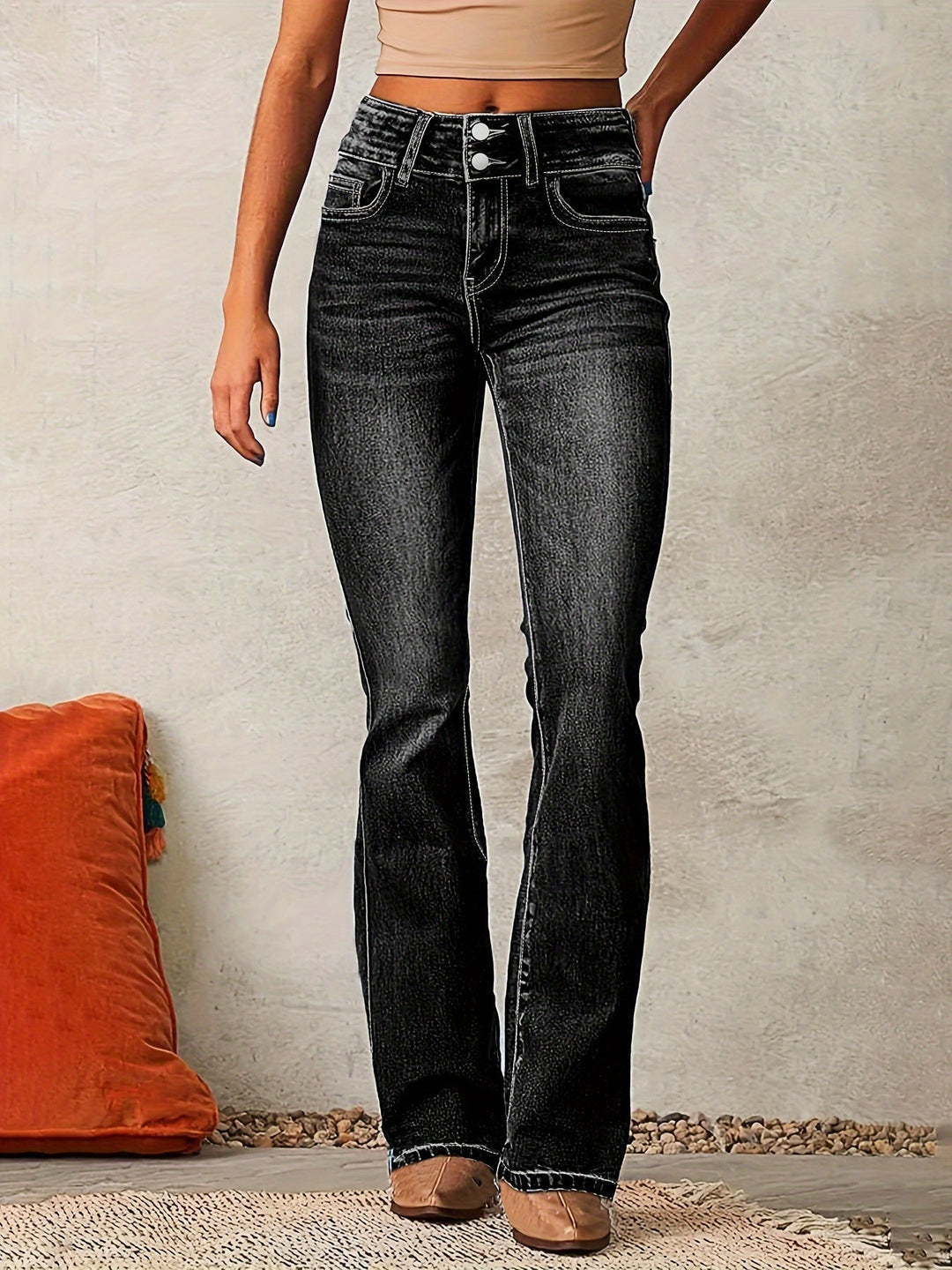 Diane – Classic Flare Jeans