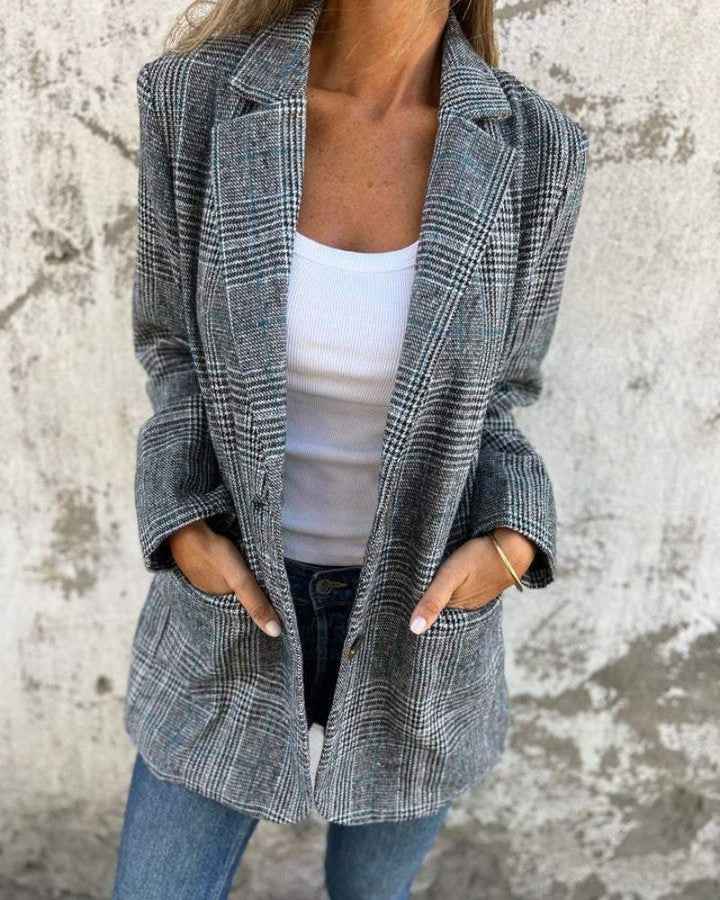 Timeless checked blazer