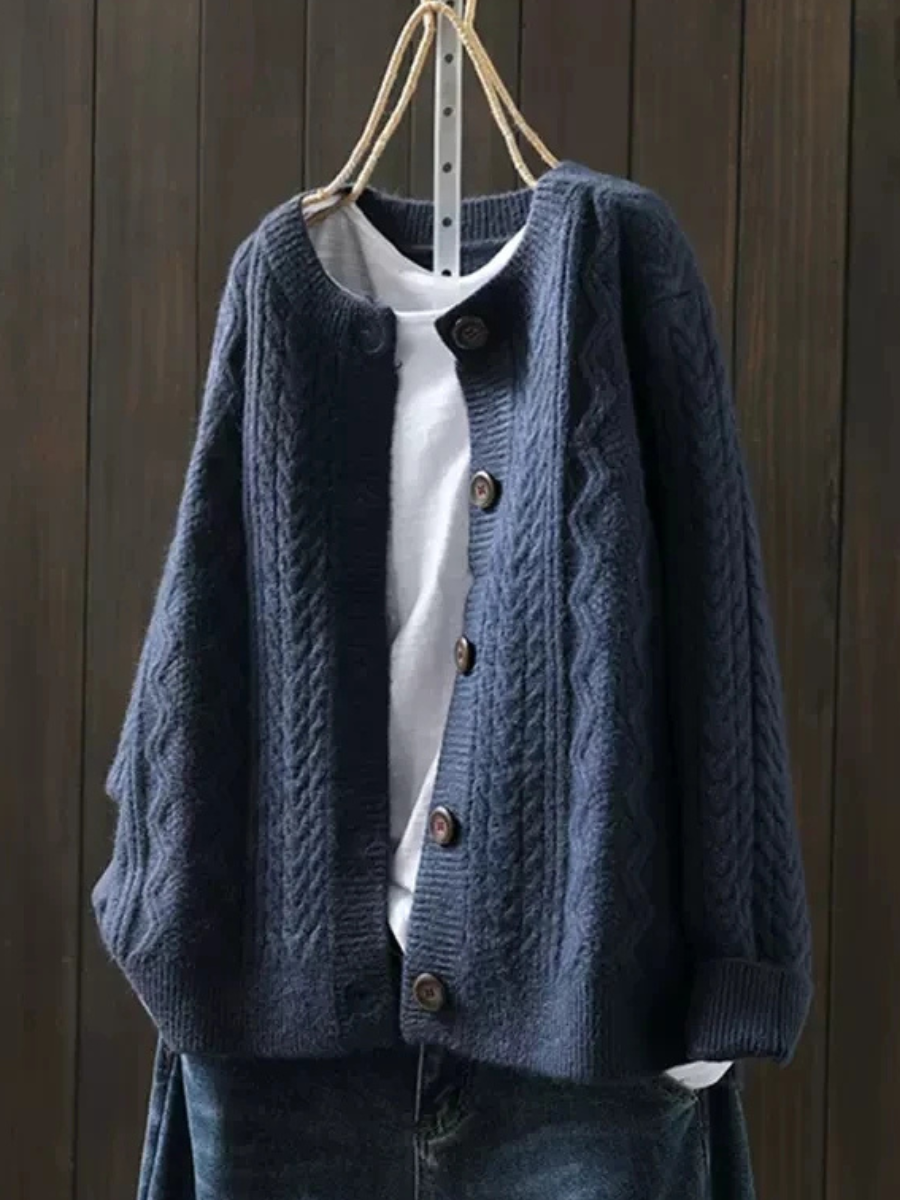 CABLE CARDIGAN