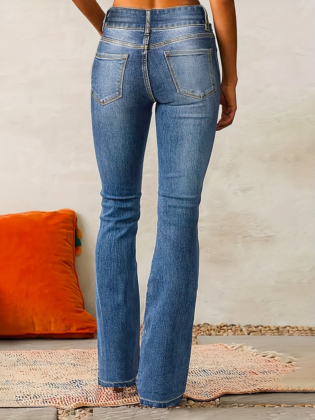 Diane – Classic Flare Jeans