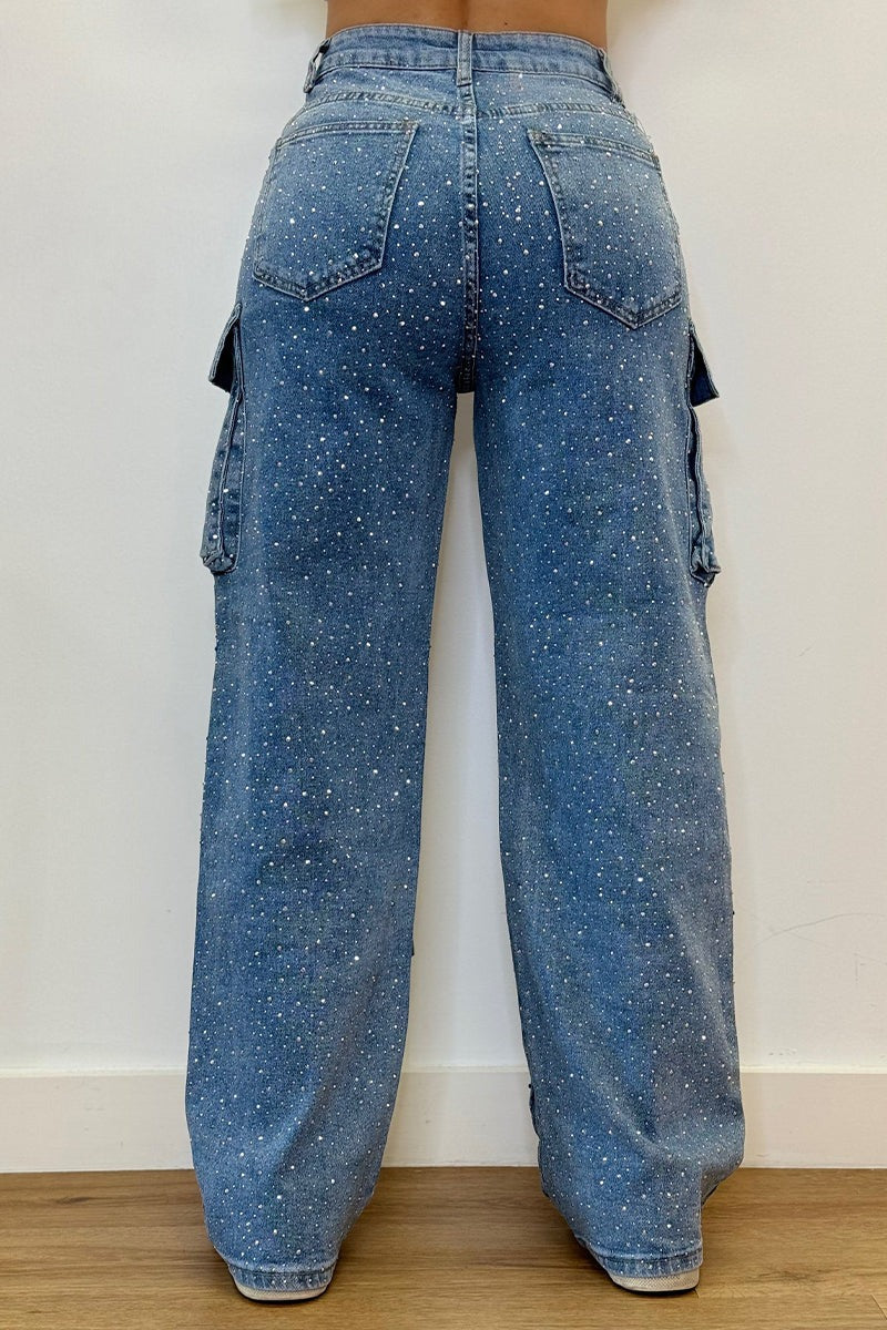 Avrielle – High-Waisted Wide-Leg Jeans