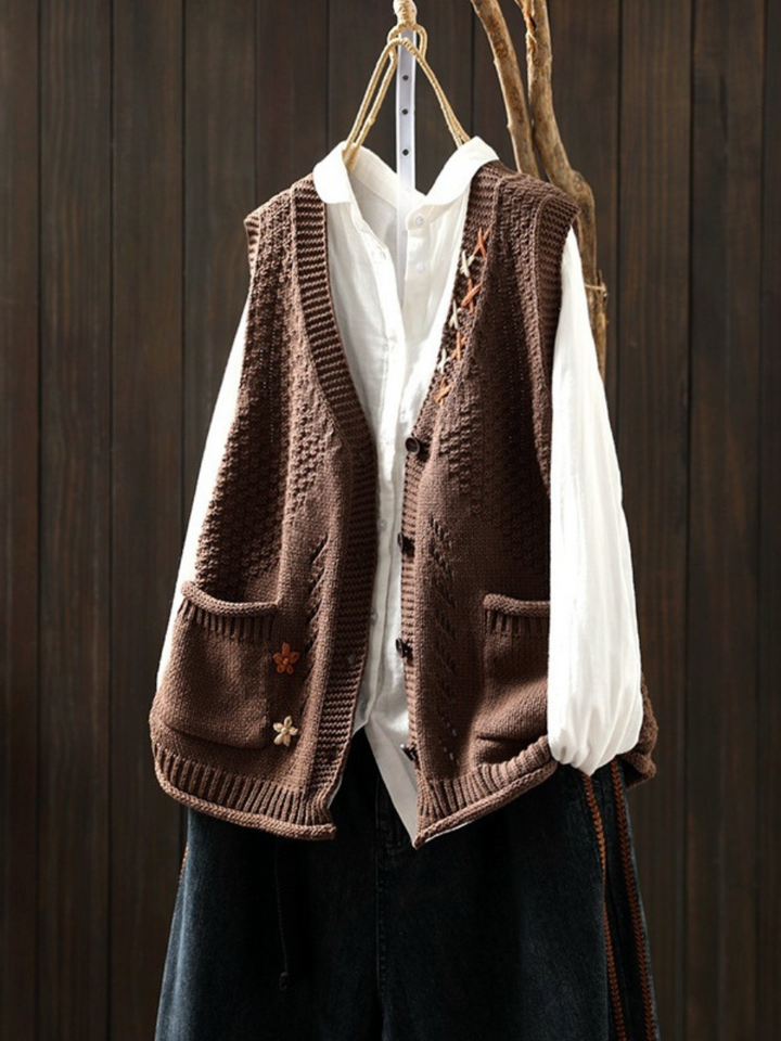 KNIT VEST