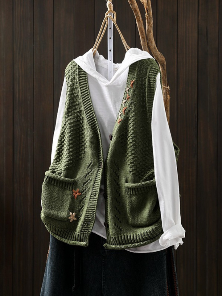 KNIT VEST
