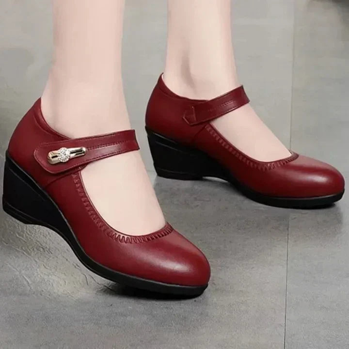 Elegant Mid-Heel Comfort Shoes