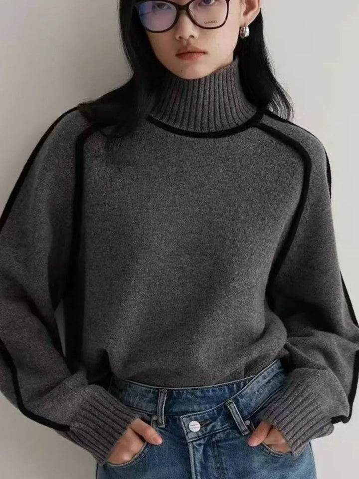 Elegant Turtleneck sweater