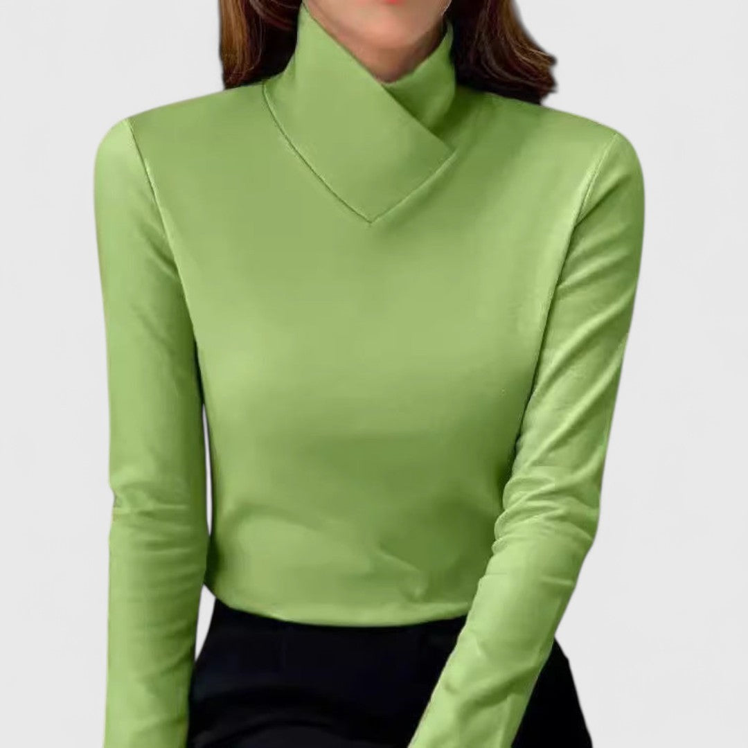 Elegant Turtleneck Fit