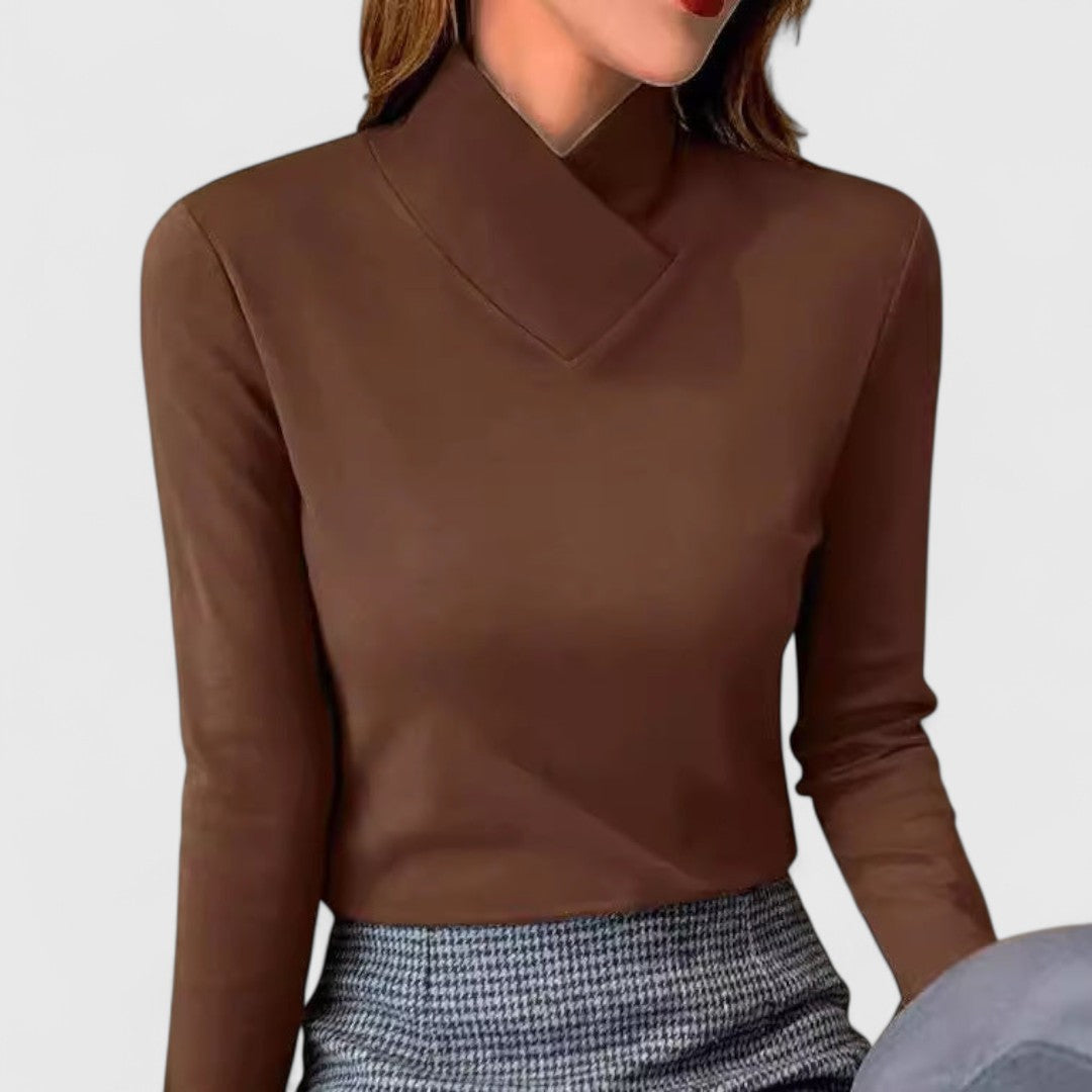 Elegant Turtleneck Fit