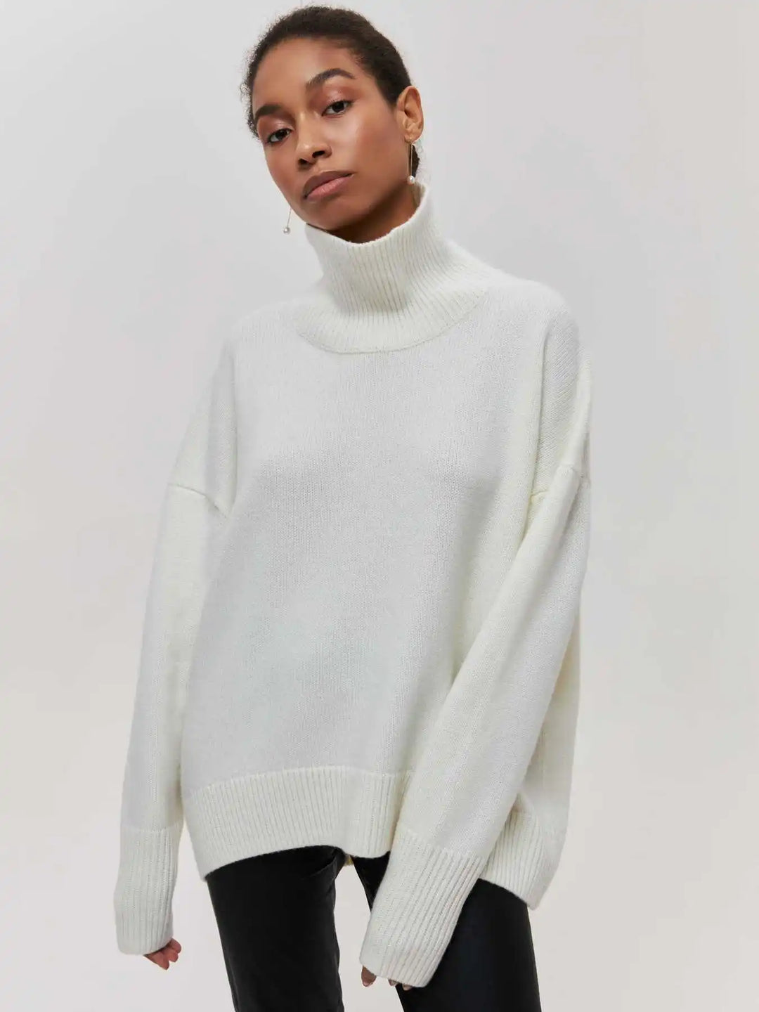 Elegant Oversized Turtleneck Knit Sweater