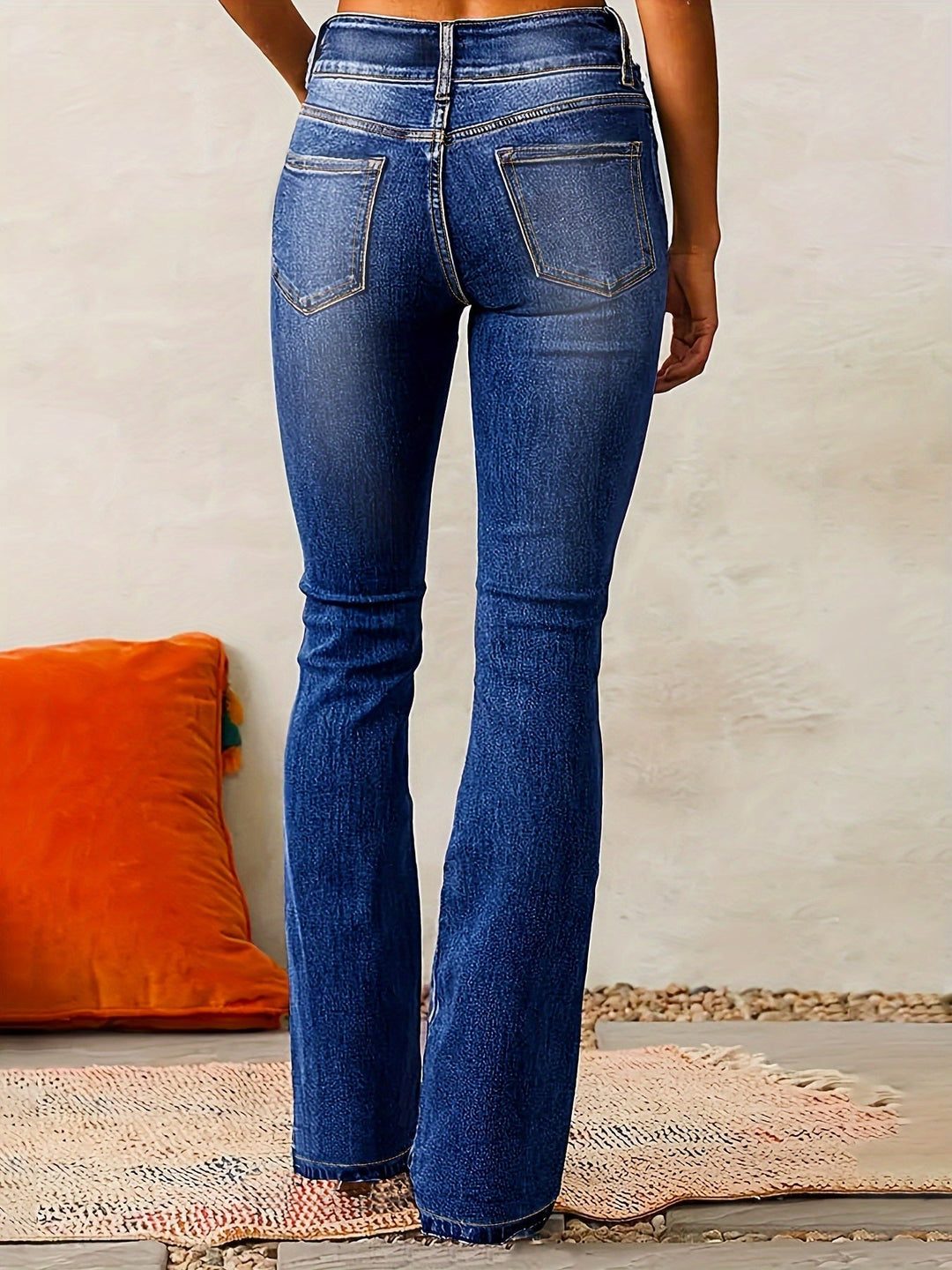 Diane – Classic Flare Jeans