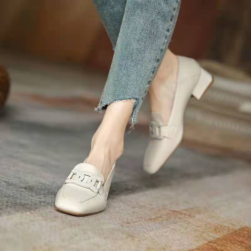 Stylish Pointed-Toe Heels